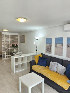 Сozy apartment near the sea